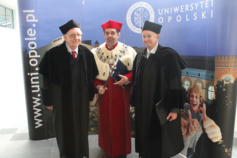 Zdjęcie nagłówkowe otwierające podstronę: Nowi doktorzy honoris causa Uniwersytetu Opolskiego 