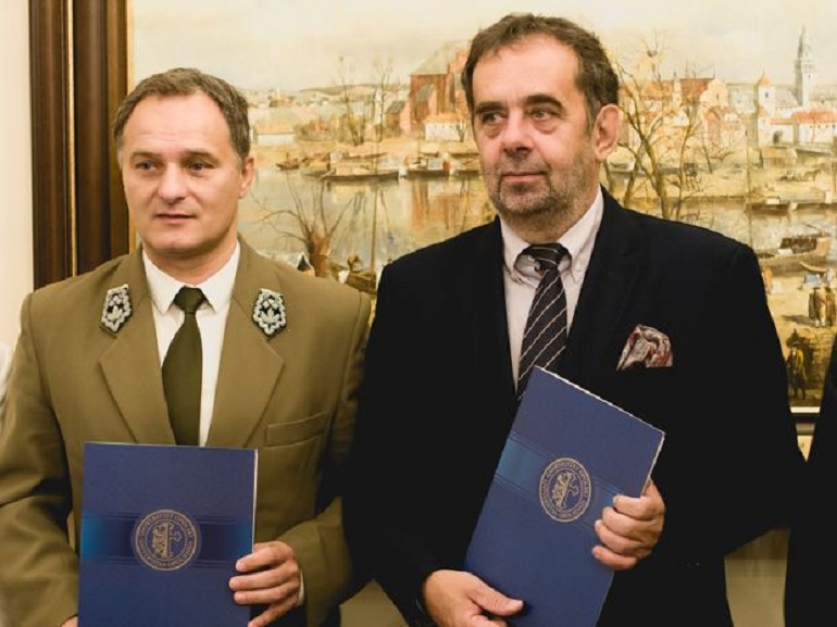 Zdjęcie nagłówkowe otwierające podstronę: Umowa o współpracy UO z Zespołem Opolskich Parków krajobrazowych