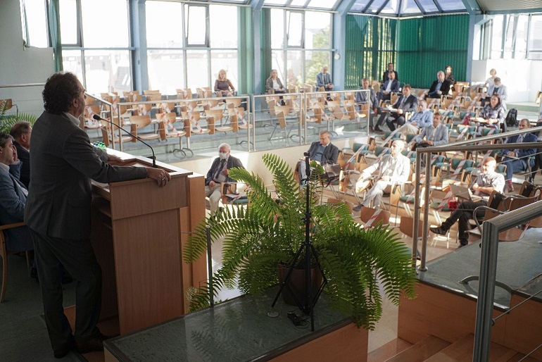 Zdjęcie nagłówkowe otwierające podstronę: Pierwsze posiedzenie Senatu Uniwersytetu Opolskiego w kadencji 2020 – 2024