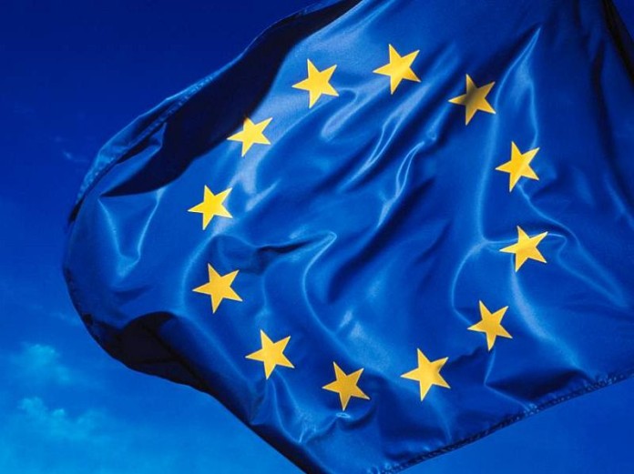 Przeniesienie do informacji o tytule: Konkurs na pracę w administracji UE