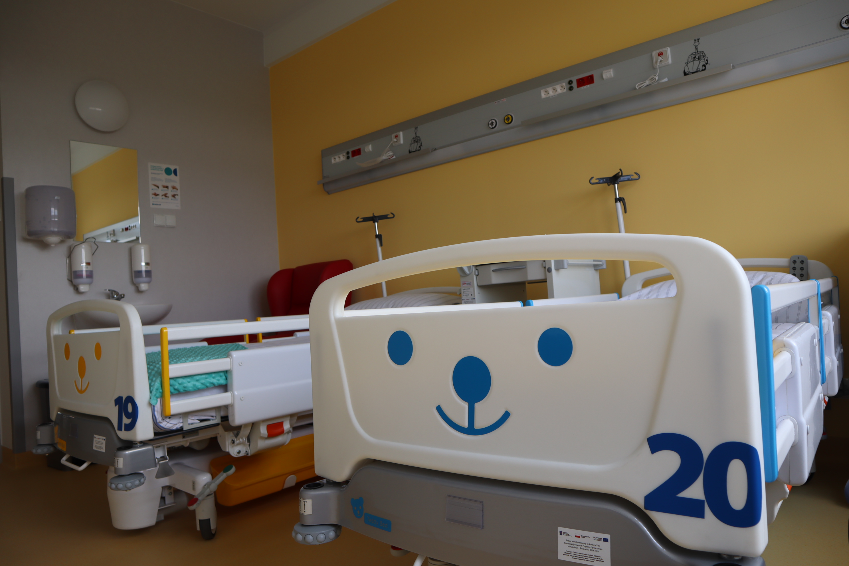 Przeniesienie do informacji o tytule: Komfortowe miejsca hospitalizacji dla najmłodszych pacjentów USK