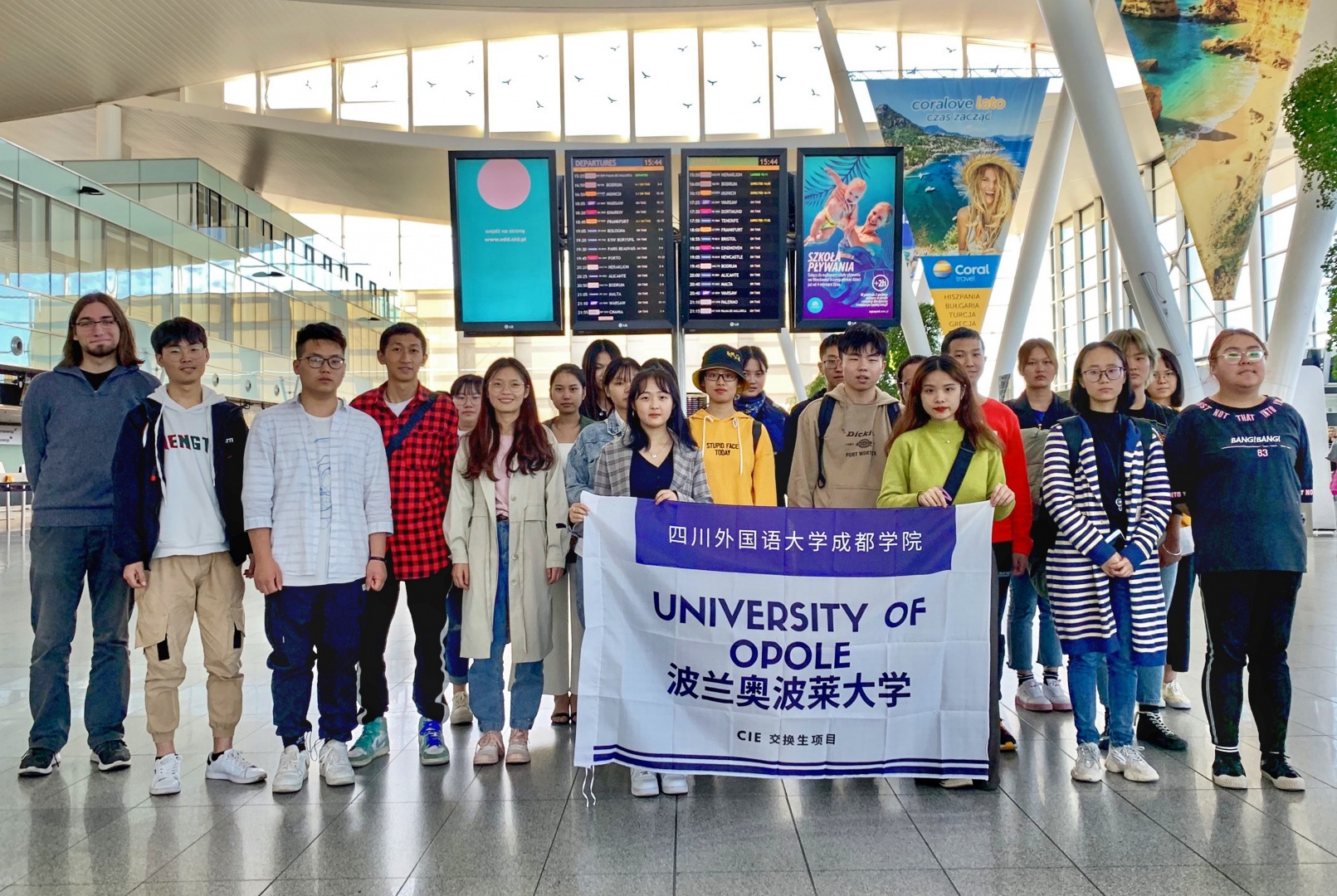 A group of our Chinese students has just arrived to Poland. They will study English in Public Communication at the University of Opole